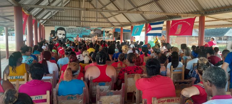 Efectúan en Baraguá acto provincial por el aniversario 63 de la FMC