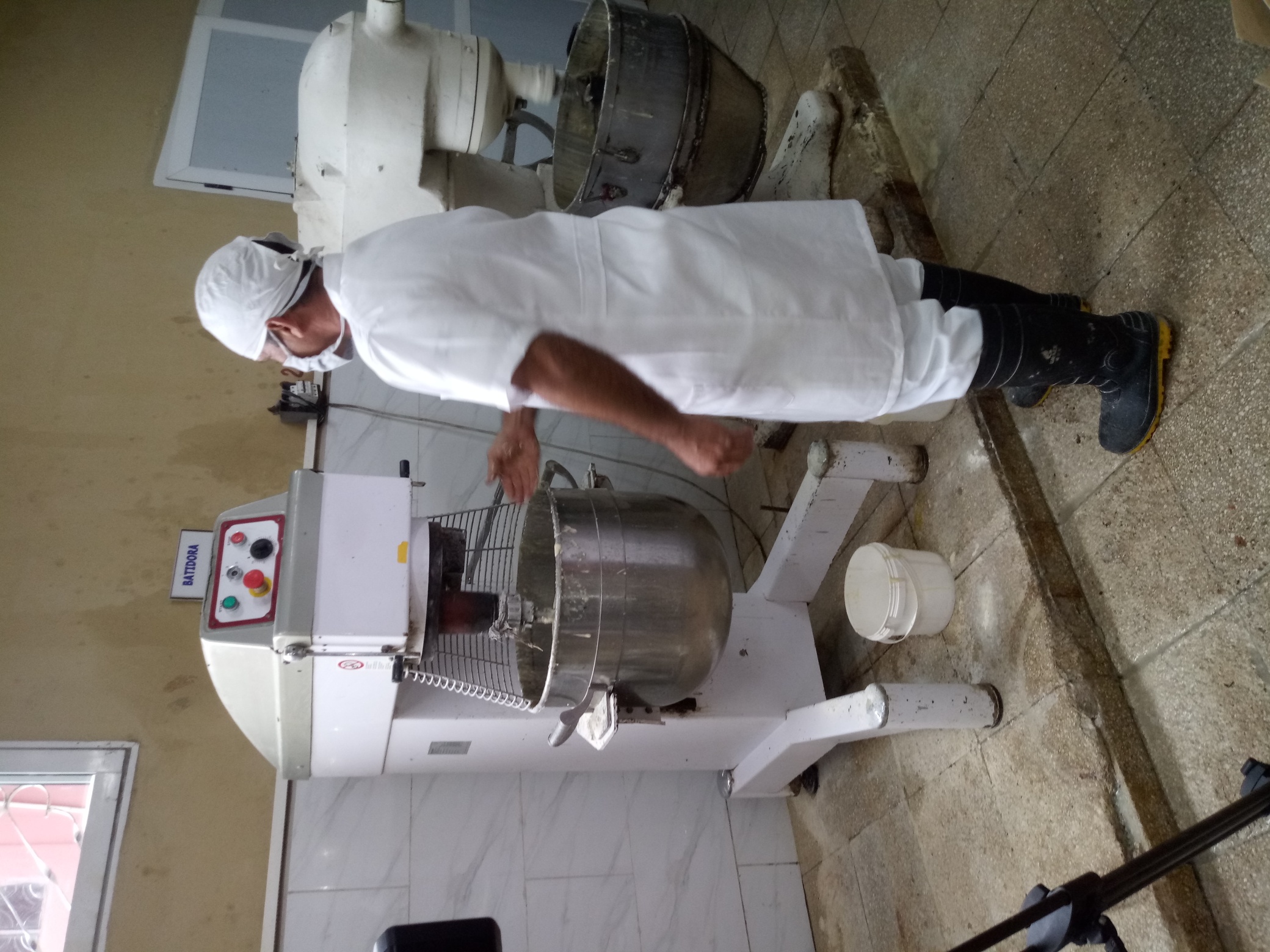 Producción de pan ante la tormenta tropical Eta