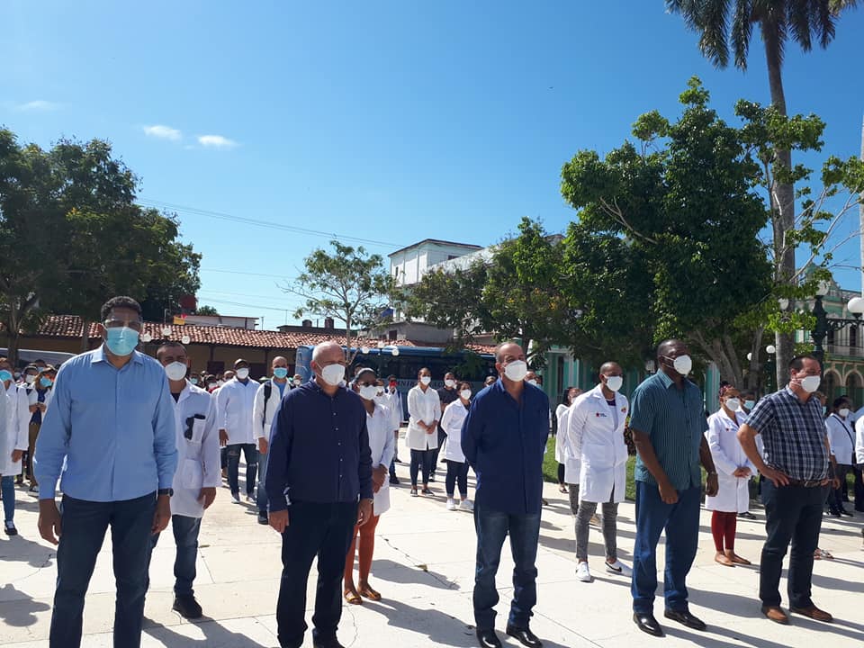 Llega a Ciego de Ávila nuevo contingente de médicos para el enfrentamiento a la COVID-19