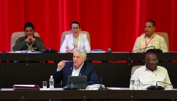 Díaz-Canel: La indisciplina social y la corrupción atentan contra lo más sagrado del proceso socialista