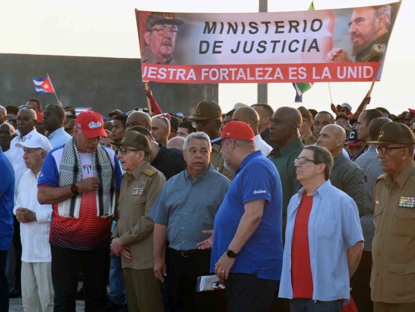 Presiden Raúl Castro y Díaz-Canel concentración por 1ro de Mayo en Cuba