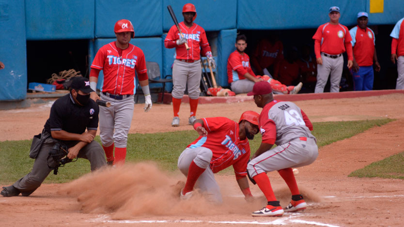 Béisbol cubano: Tigres al Nelson Fernández en pos de un éxito