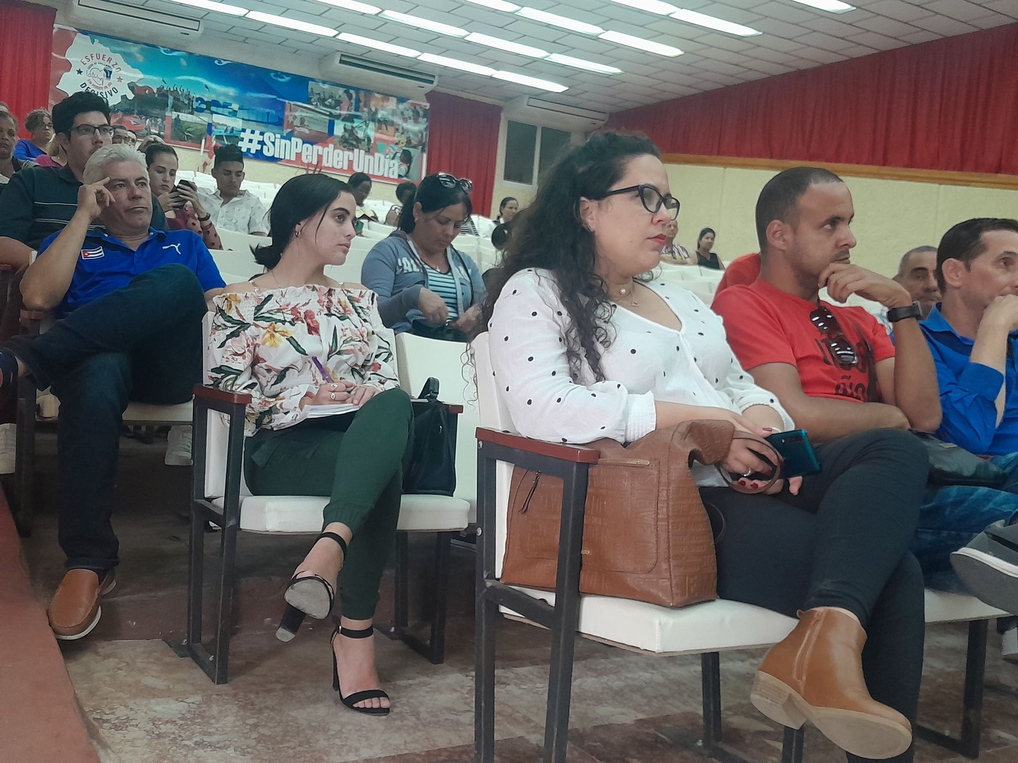 reunion filial de asociacion cubana de comunicadores sociales en ciego de ávila