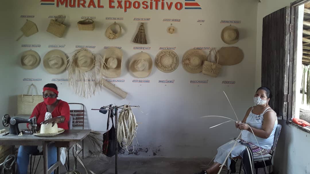 taller de artesanía municipio Bolivia 4